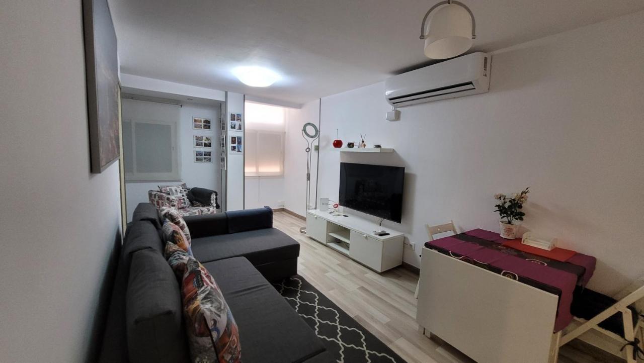 Apartaments B O D Collblanc โอสปิตาเล็ต เดอ โยเบรกัต ภายนอก รูปภาพ