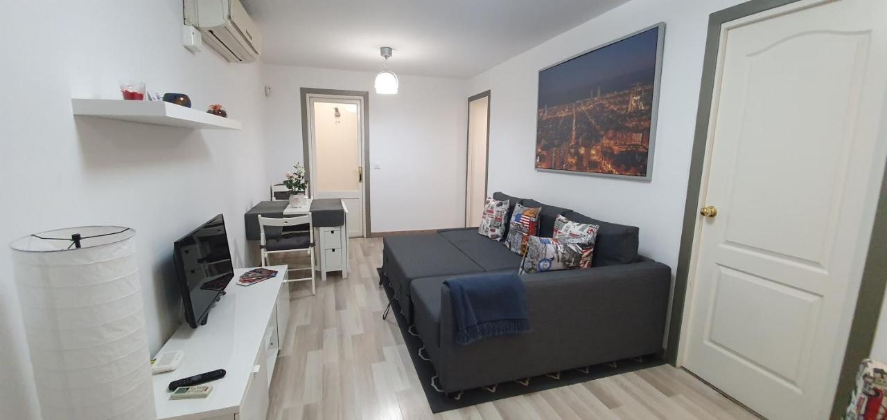 Apartaments B O D Collblanc โอสปิตาเล็ต เดอ โยเบรกัต ภายนอก รูปภาพ