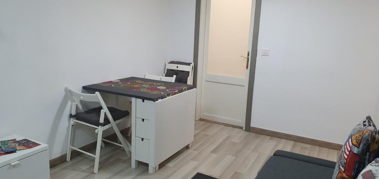 Apartaments B O D Collblanc โอสปิตาเล็ต เดอ โยเบรกัต ภายนอก รูปภาพ