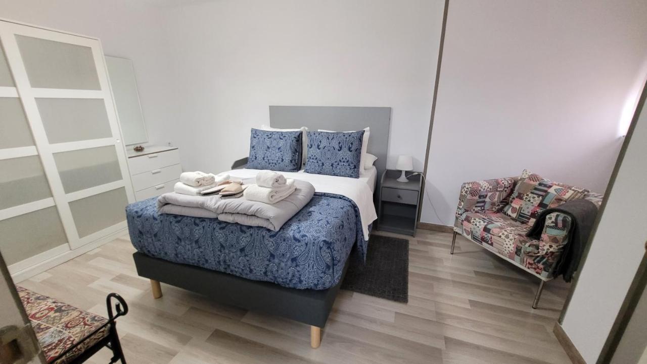 Apartaments B O D Collblanc โอสปิตาเล็ต เดอ โยเบรกัต ภายนอก รูปภาพ