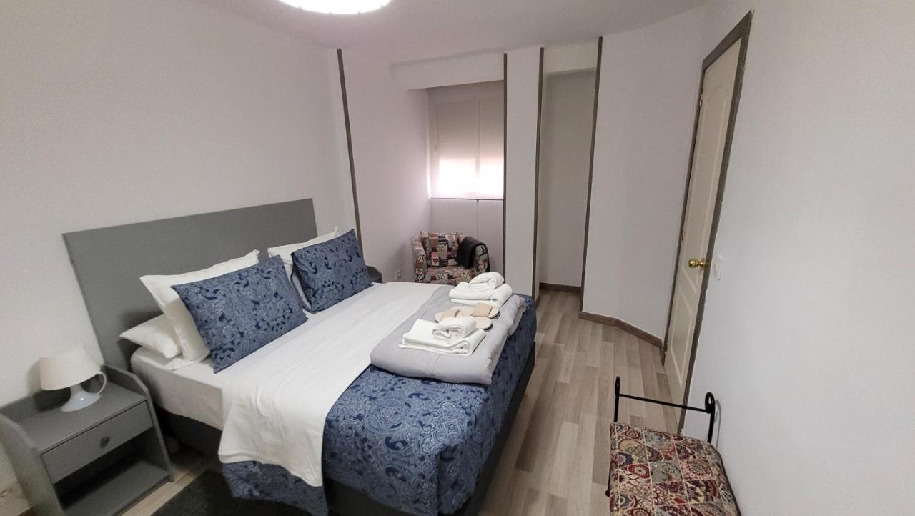 Apartaments B O D Collblanc โอสปิตาเล็ต เดอ โยเบรกัต ภายนอก รูปภาพ